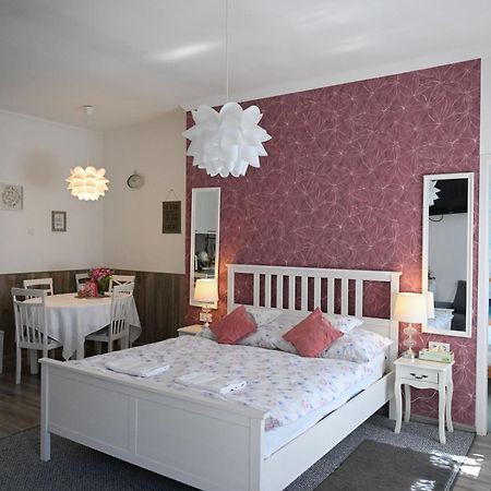 Foglal-Lak Apartman Eger Exterior photo