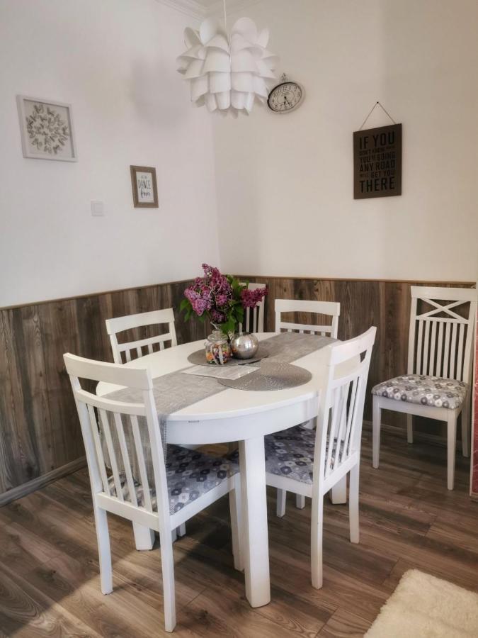 Foglal-Lak Apartman Eger Exterior photo
